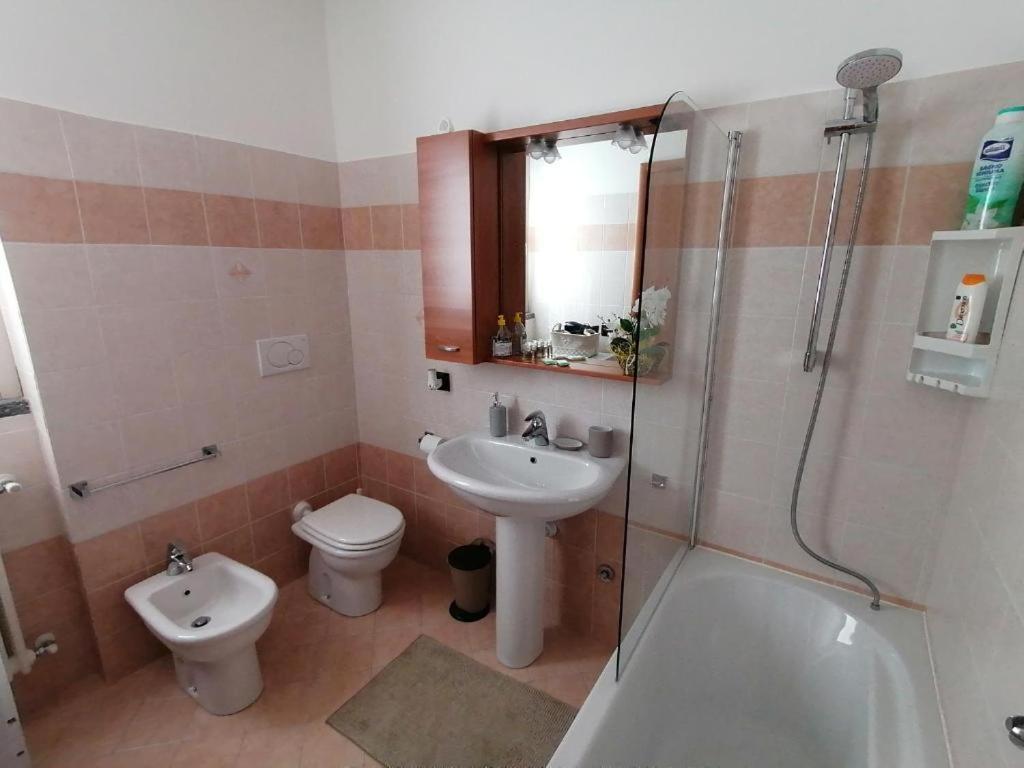 La Casa Di Sara In Valsassina Διαμέρισμα Introbio Εξωτερικό φωτογραφία